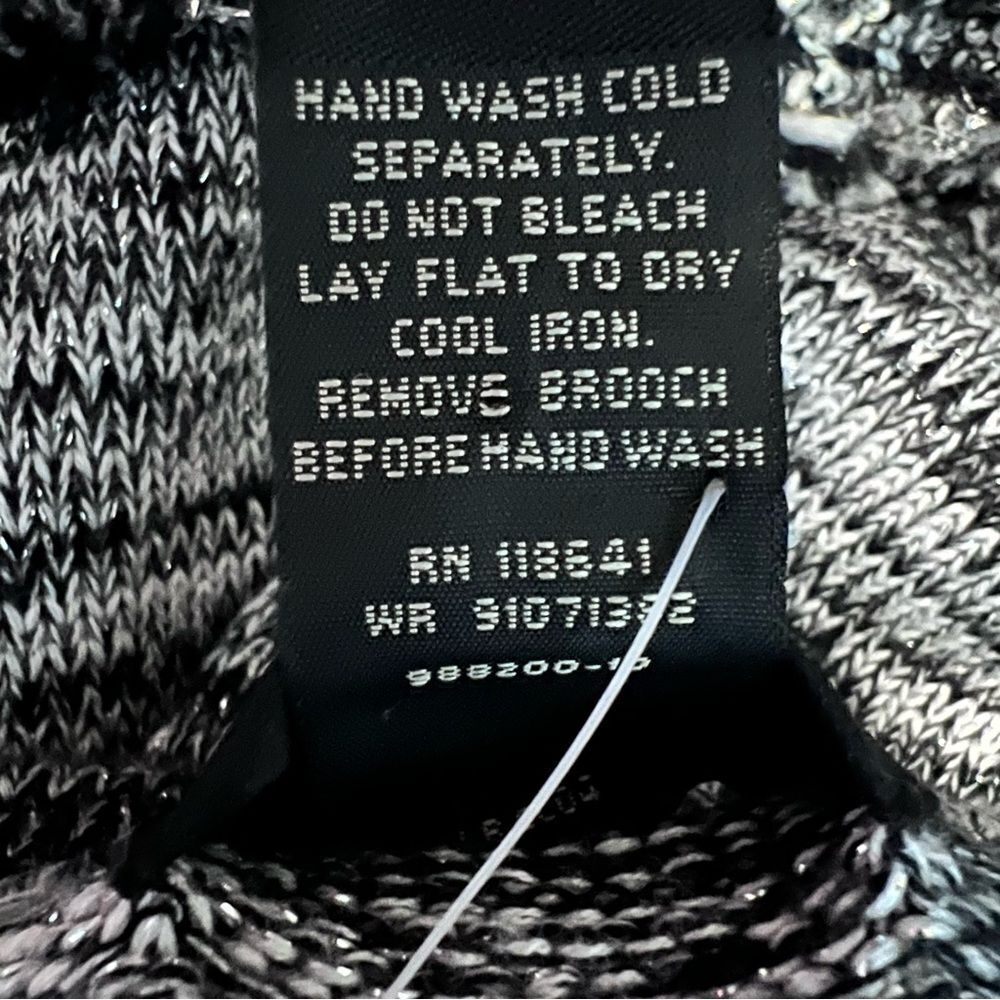 Lane Bryant Gray Cardigan Sweater W/Black Accents Size 18/20 NWT! - Picture 8 of 8